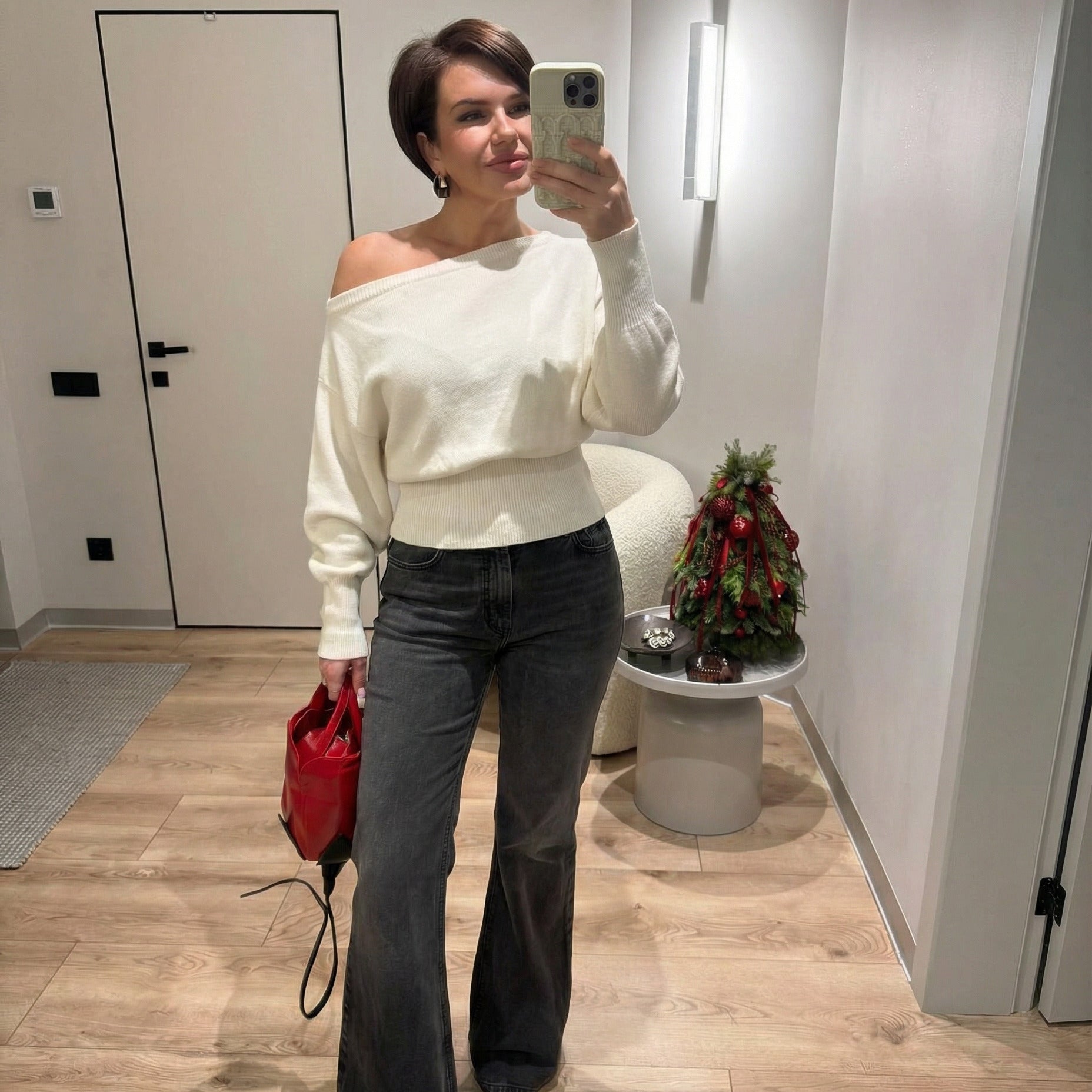 Essential Off-Shoulder Sweater - White