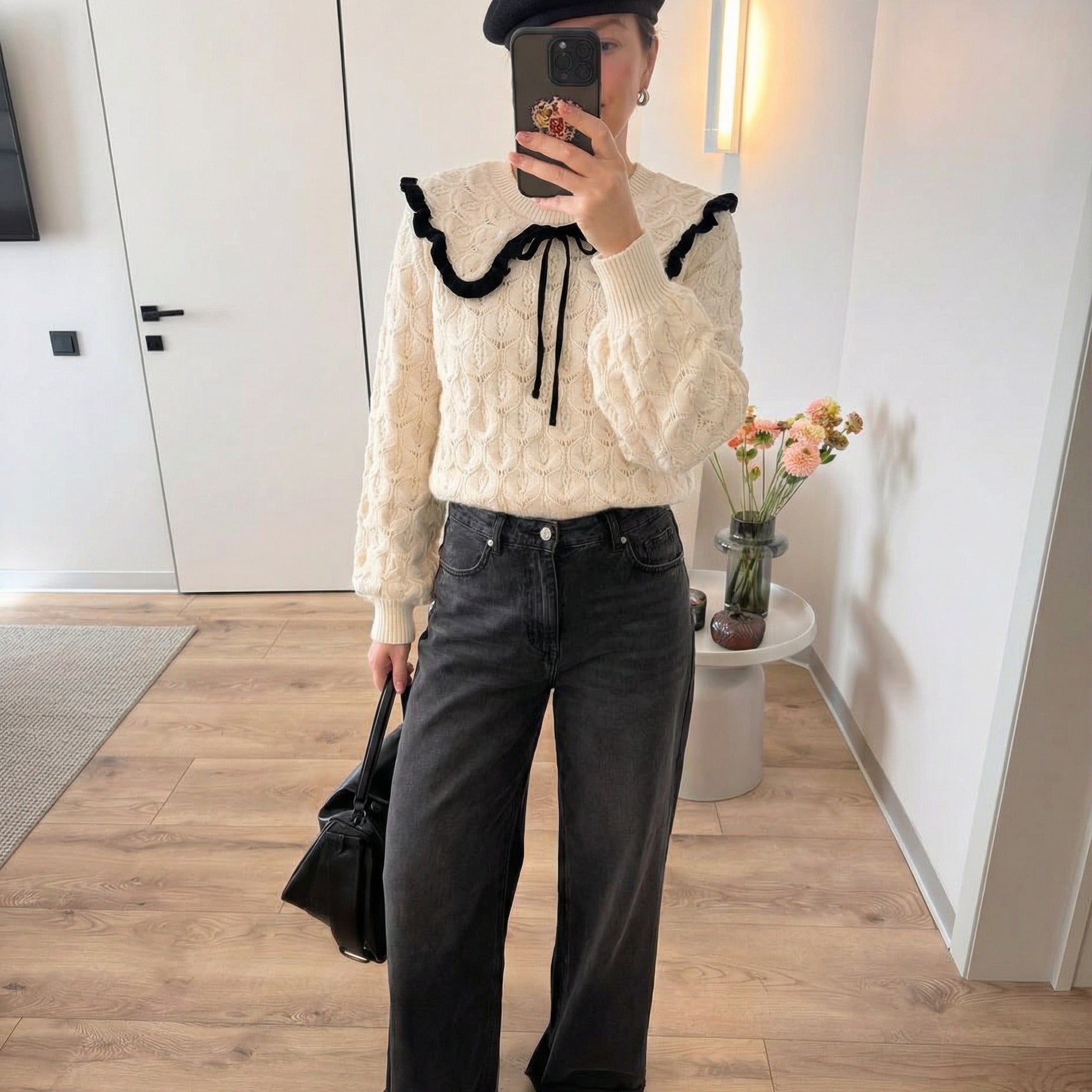 Studio-Pullover mit Rüschenkragen und Pointelle-Muster – Weiß