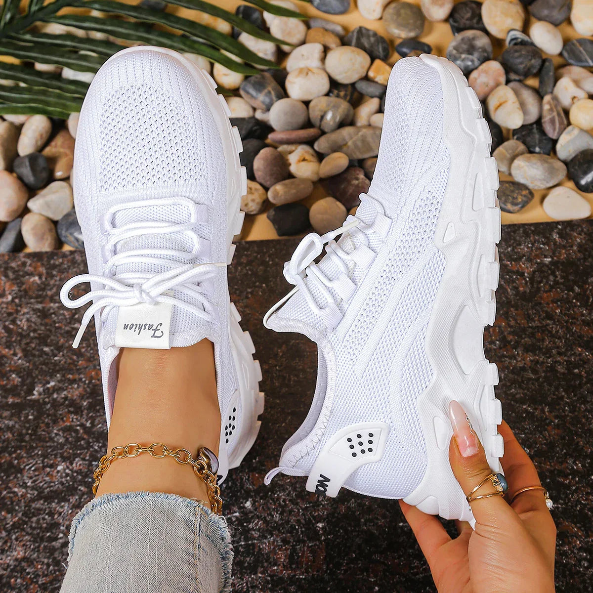 MELANIE | ATMUNGSAKTIVER SNEAKER